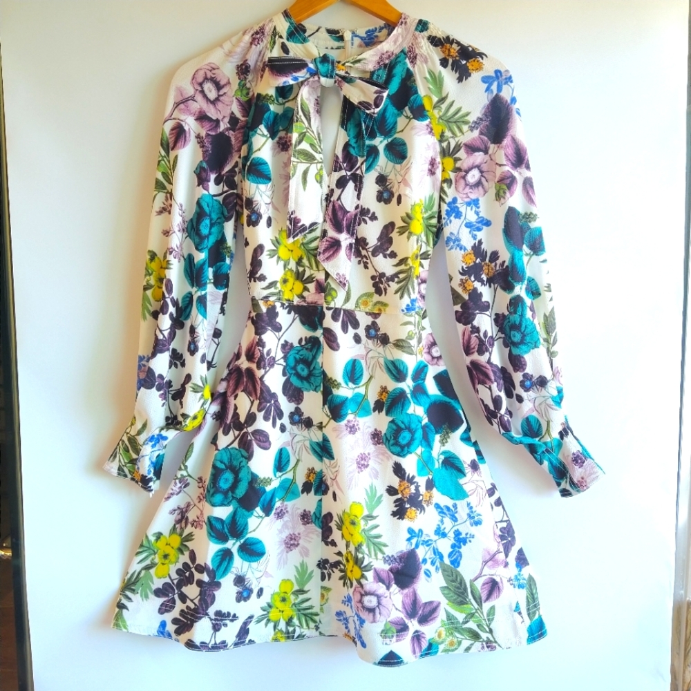 Spring floral Dress Size 2P/XS from Eliza J.
